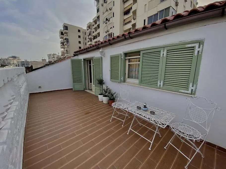 Cozy Attic With Terrace Διαμέρισμα Δυρράχιο 0*,  Αλβανία
