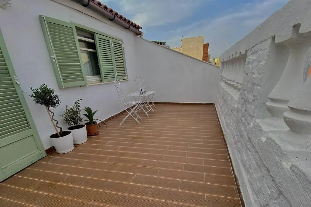 Cozy Attic With Terrace Διαμέρισμα Δυρράχιο